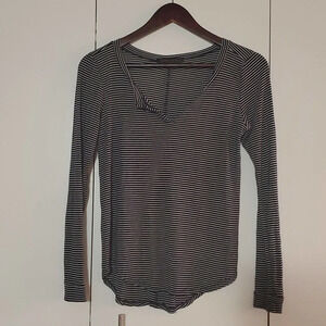 Whetherly size S striped v-neck tee
